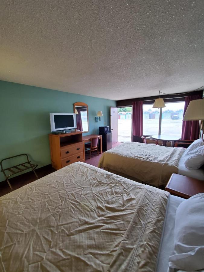 Gray Plaza Motel West Frankfort المظهر الخارجي الصورة
